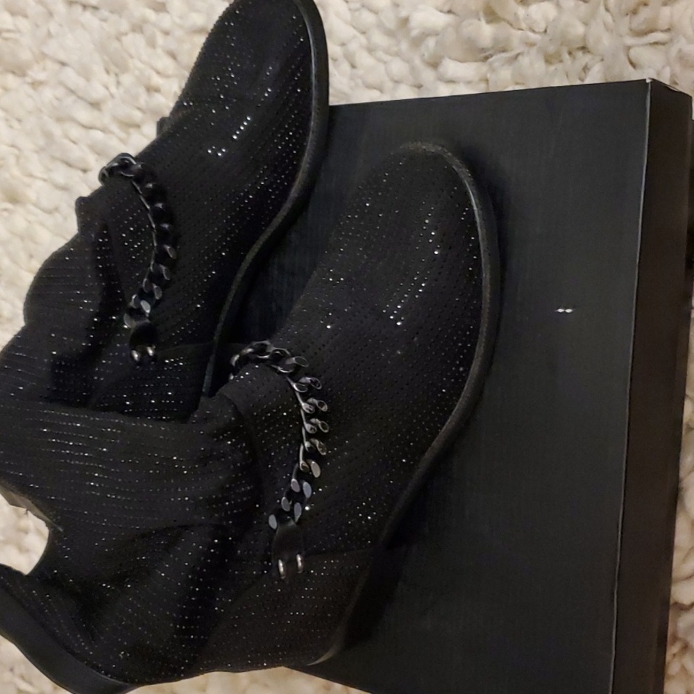 Nancy Li Booties - Picture 3 of 9